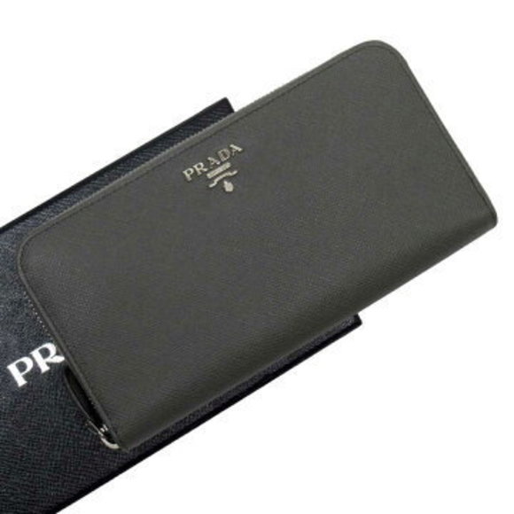 Prada long Wallet gray Saffiano leather - Picture 1 of 3